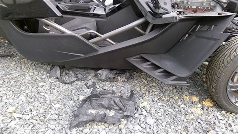 SLINGSHOT 2016 Rocker Panel Moulding 3585710