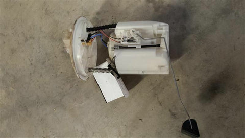 Fuel Pump Assembly Includes Sender Fits 0709 WRANGLER 2301860