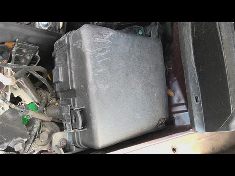 Fuse Box Engine Fits 1518 SEDONA 4686930