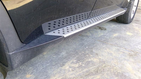 X5        2007 Running Board 353999  ONE SIDE ONLY!0