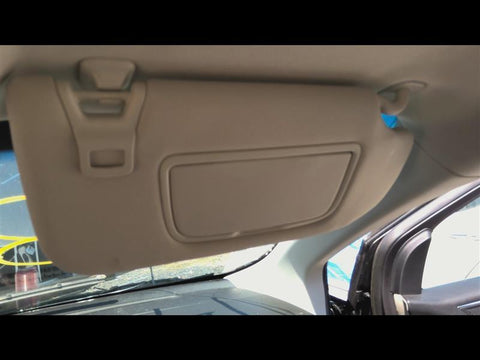 Passenger Sun Visor Illuminated Without Sunroof Fits 1520 EDGE 4686500