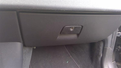 C70       2012 Glove Box 4633530
