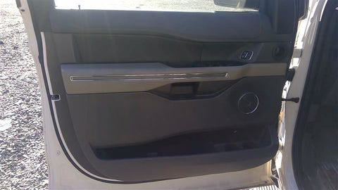 EXPEDITON 2018 Front Door Trim Panel 4604030