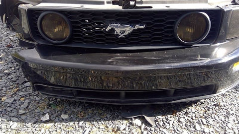 Grille Upper GT V8 Fits 0509 MUSTANG 3592840