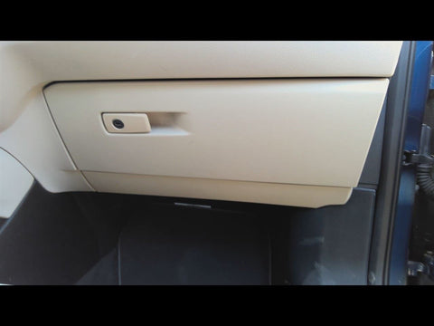 X1        2021 Glove Box 4748540