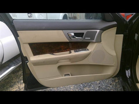 XF        2009 Door Trim Panel, Front 2933390