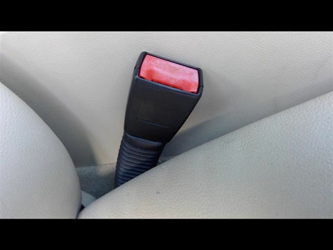 Seat Belt Front Bucket Passenger Buckle Fits 0610 BMW 550i 3301060