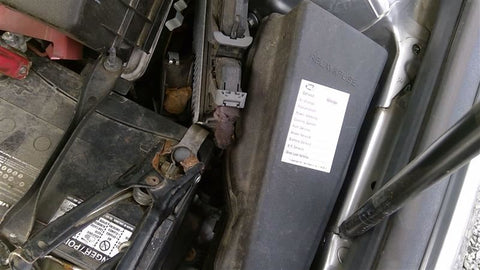 Fuse Box Engine VIN F 5th Digit 4 Cylinder Fits 12-17 CAMRY 3586080