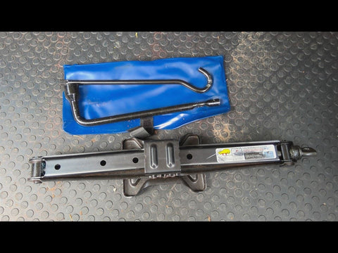 ELEMENT   2007 Jack 475436 AND TOOLS!0