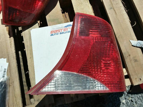 02 03 04 FOCUS R. TAIL LIGHT 1878730