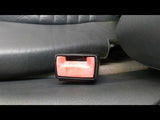 911       1999 Front Seat Belts 3070670