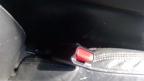 Seat Belt Front Driver Buckle Bucket Seat Fits 1620 TITAN XD 4624370