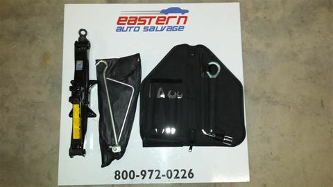 IS F      2009 Jack 232571 AND TOOLS!0