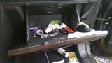 LR2       2014 Glove Box 4588151