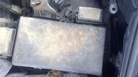 Fuse Box Engine Thru 7/08/04 Fits 0304 LEXUS GX470 3570930