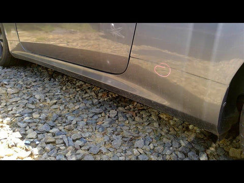 GENESIS   2012 Rocker Panel Moulding 3251830