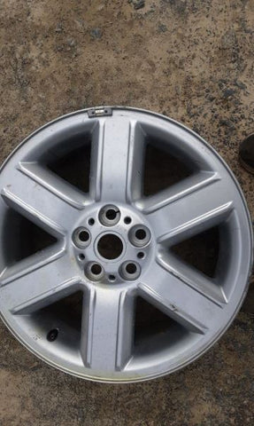 Like New Never Ran Wheel 19x8 6 Spoke Fits 03-05 RANGE ROVER 4688670