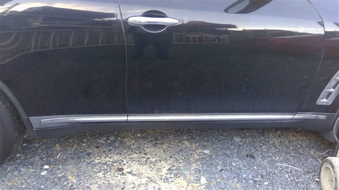 FX35      2011 Rocker Panel Moulding 460083