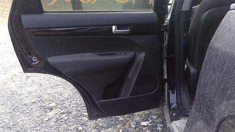 SORENTO   2015 Door Trim Panel Rear 4658910