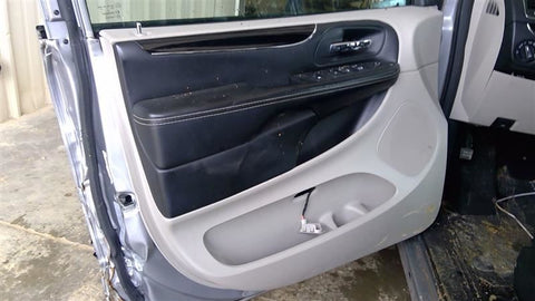 CARAVAN   2017 Front Door Trim Panel 4627330