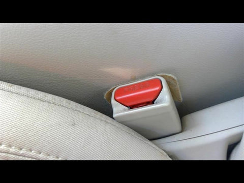 Seat Belt Front Bucket Seat Sedan Passenger Buckle Fits 15-17 200 3311320