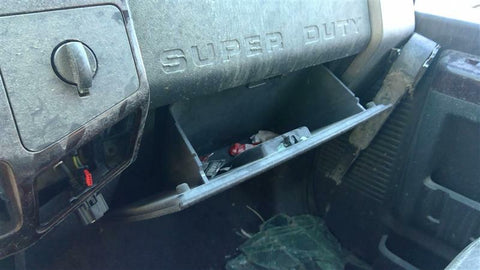 F250SD    2010 Glove Box 3443370