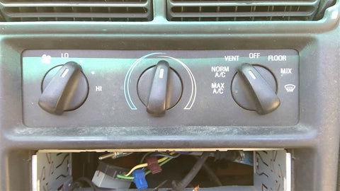 Temperature Control AC Fits 9400 MUSTANG 3519380