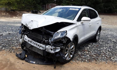 Windshield Glass Without Rain Sensor Fits 1519 MKC 4560850