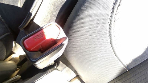 Seat Belt Front Driver Buckle Bucket Seat Fits 1620 TITAN XD 4584420