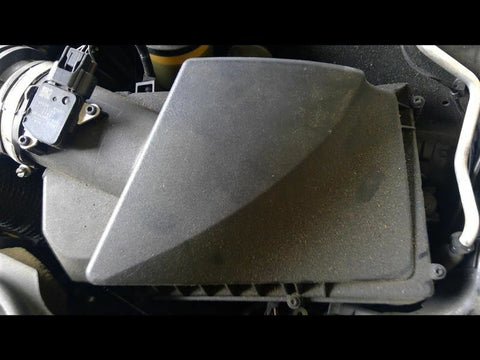 Driver Air Cleaner 5.0L Without Supercharged Option Fits 10-13 XJ 3290420