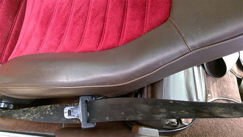 944       1984 Seat Belt Front 3611880