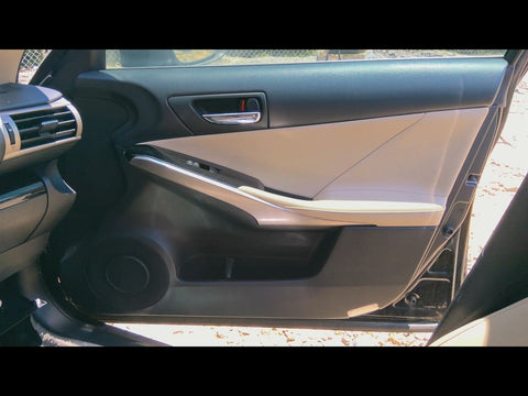 IS200T    2016 Front Door Trim Panel 4745510