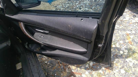 328I      2014 Front Door Trim Panel 3411130