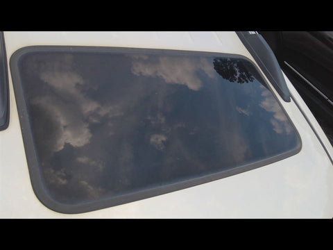 Assembly Roof Glass VIN J 11th Digit Limited Front Fits 0717 ACADIA 4756870