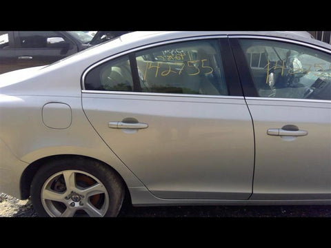 Passenger Rear Side Door VIN Y 1st Digit SWB Fits 1418 VOLVO S60 3302320