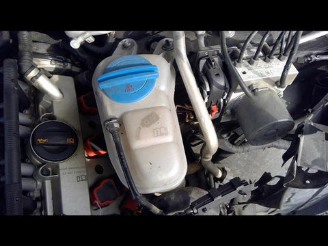 Coolant Reservoir Fits 0812 AUDI A5 3338370