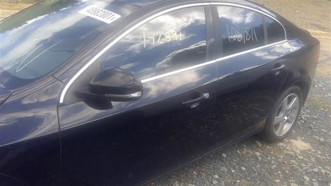 Driver Front Door VIN Y 1st Digit SWB Fits 1418 VOLVO S60 3417790