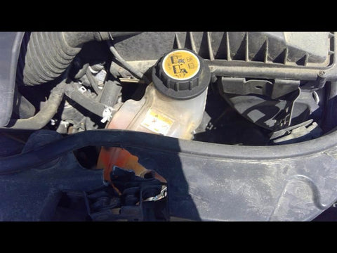 Coolant Reservoir Fits 1016 LR4 3240300
