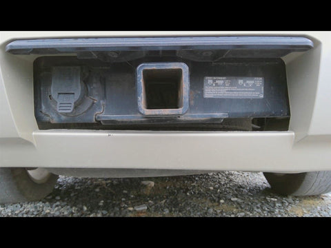 SUBURBN15 2015 Hitch/Tow Hook/Winch 4772360