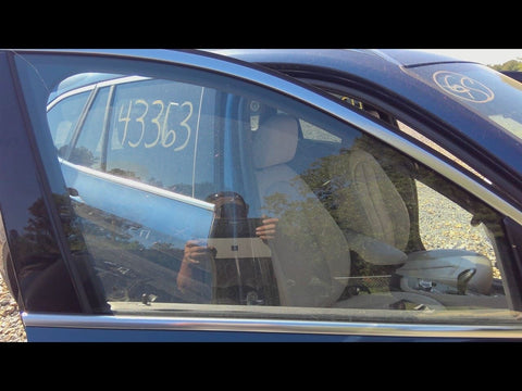 Passenger Right Front Door Glass Fits 16-22 BMW X1 4748230