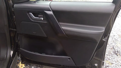 LR2       2014 Front Door Trim Panel 4587890