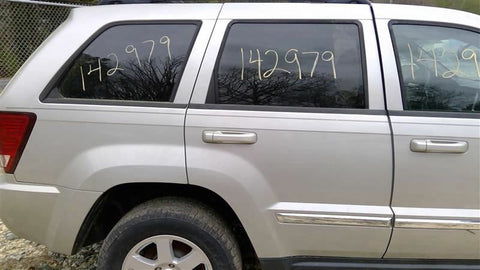 Passenger Rear Side Door Electric Fits 0510 GRAND CHEROKEE 3494640