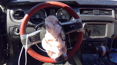 MUSTANG   2011 Steering Wheel 361443bag not included0