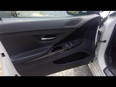 640I      2014 Door Trim Panel, Front 3069750