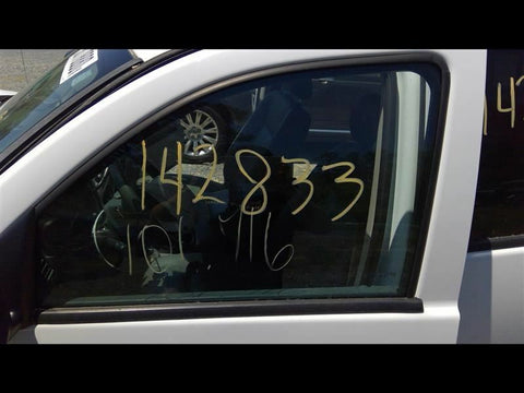 Driver Left Front Door Glass Fits 0511 DAKOTA 3367590