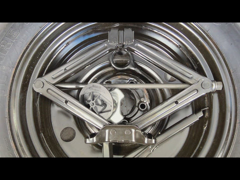 EXPLORER  2015 Jack 477344 AND TOOLS!0