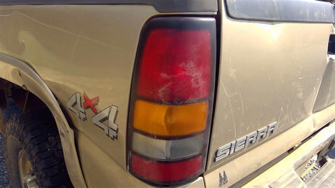 Driver Tail Light Wideside Thru 08/22/04 Fits 0405 SIERRA 1500 PICKUP 4571070