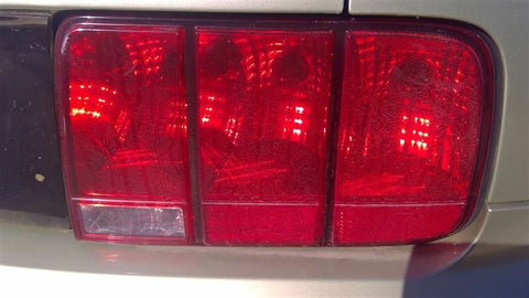 Passenger Right Tail Light Fits 0509 MUSTANG 3505520