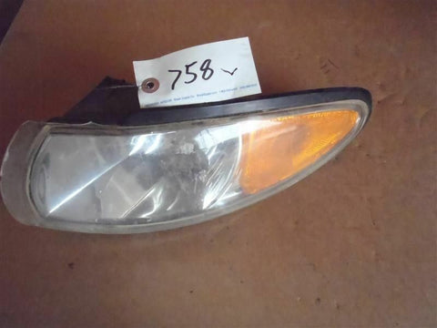 9498 99 00 01 02 03 GRAND PRIX CORNER/PARK LIGHT FOG/DRIVING BUMPER MOUNTED0