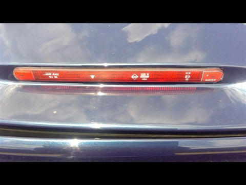911       1999 THIRD BRAKE LIGHT LAMP 3070550